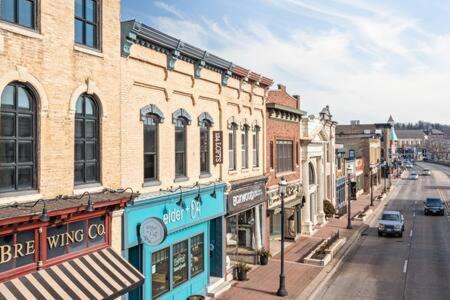 Hip Urban Loft - Small Town Charm - 124 Lofts #1 West Dundee Luaran gambar